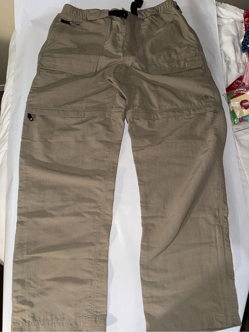 The North Face Hiking zip away to shorts Cargo Pants - Khaki